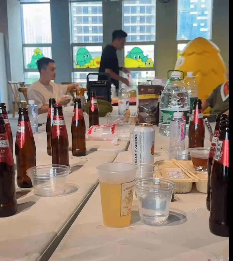 迪士尼童鞋是哪里产的_北山街迪士尼_